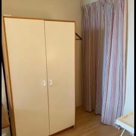 L'escale * باريس